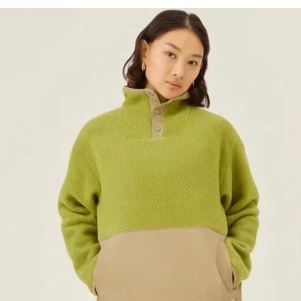 Allbirds Green and Tan Women's Turtleneck Sweater - Picture 1 of 9